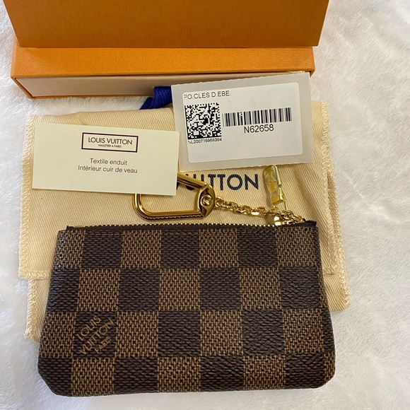 Key pouch - Picture 2 of 7